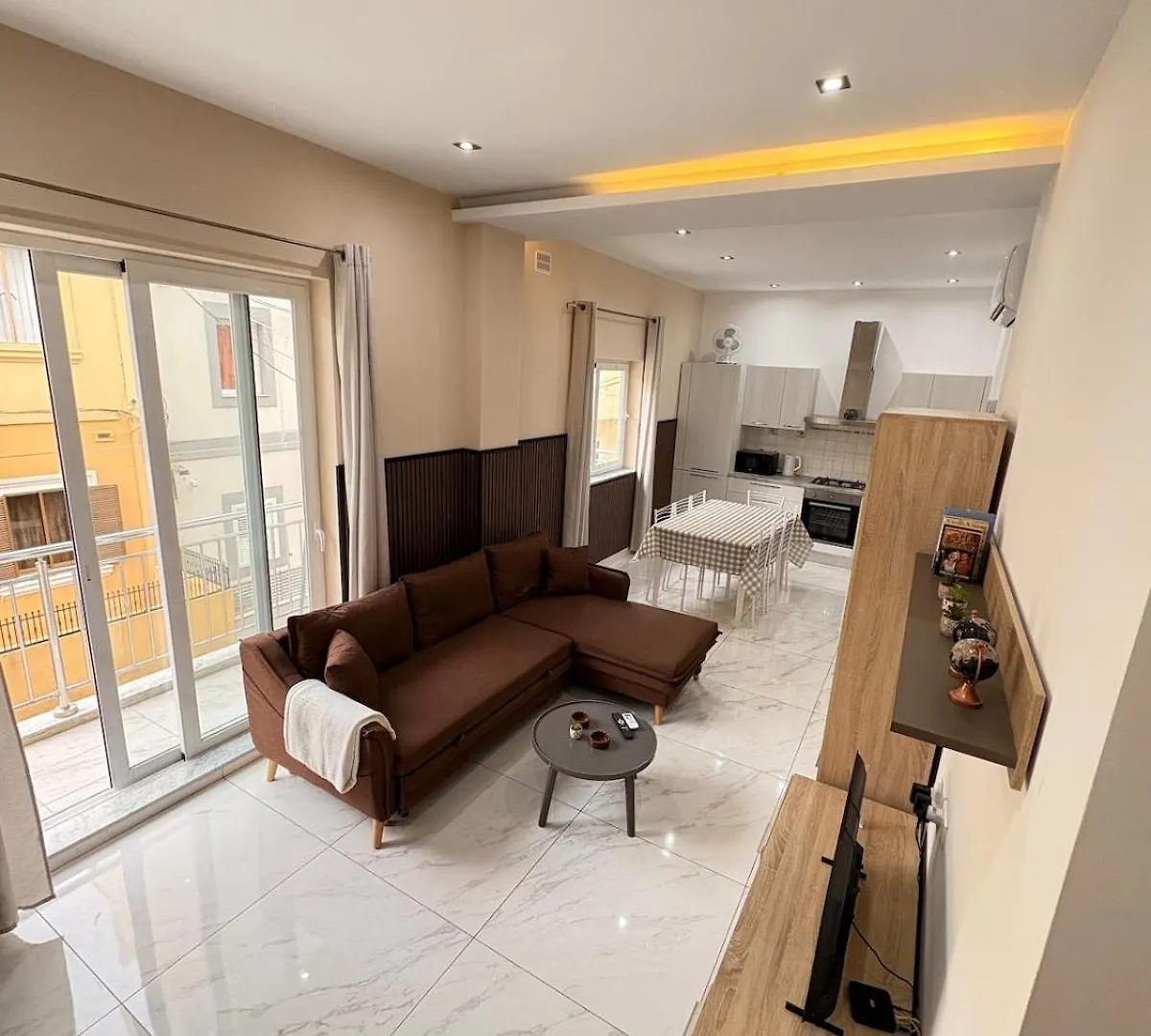 Paceville Best Stay For Groups! Saint Julian's 0*,  Malta